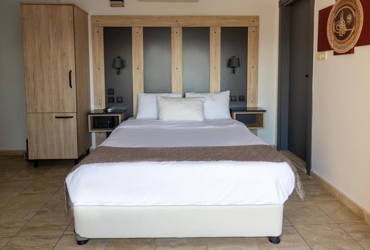Galley Hotel Istanbul Exterior foto